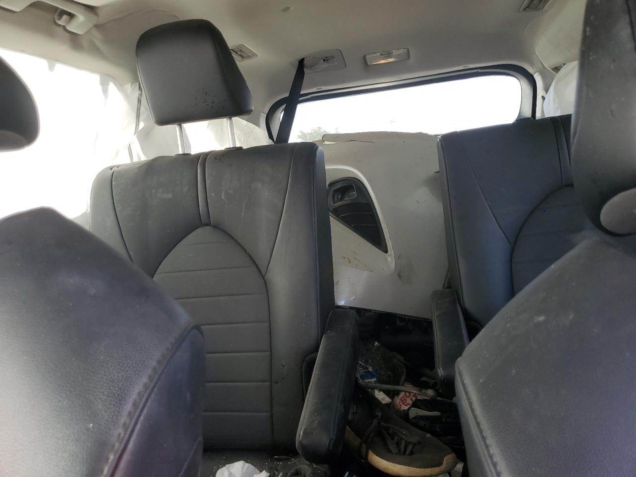 TOYOTA HIGHLANDER XLE