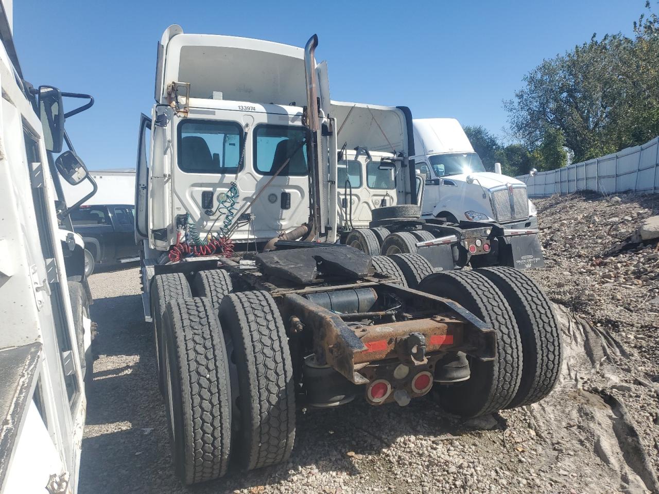 Lot #3291357135 2015 FREIGHTLINER CASCADIA
