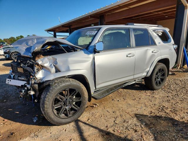 TOYOTA 4RUNNER SR
