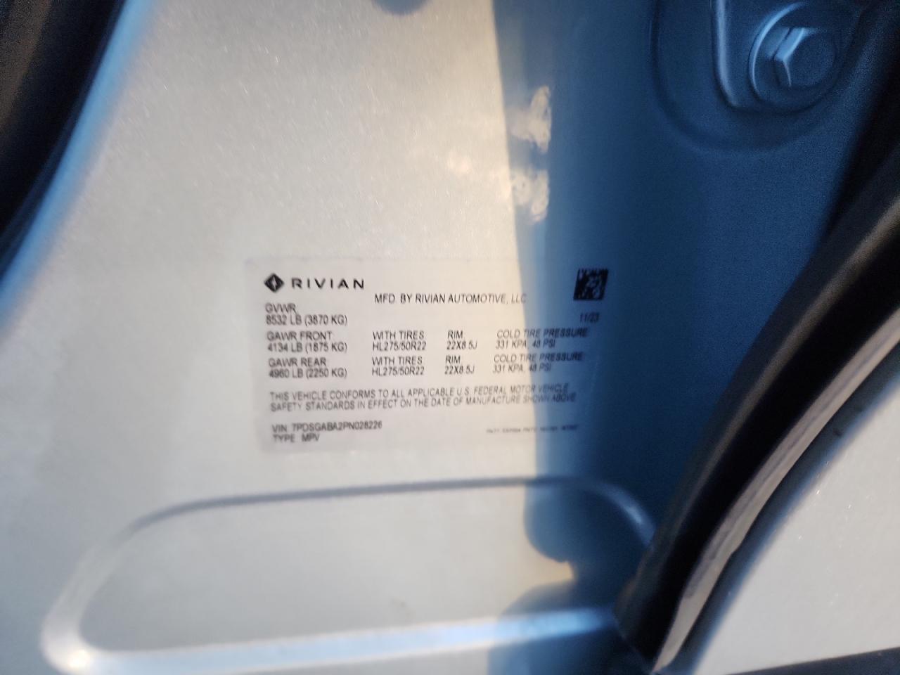 RIVIAN R1S ADVENTURE