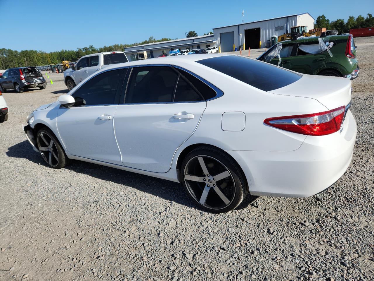 TOYOTA CAMRY LE