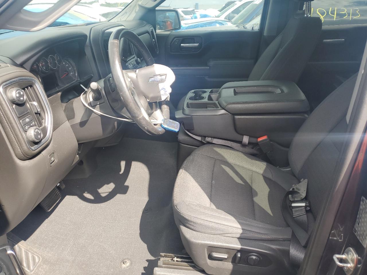 CHEVROLET SILVERADO C1500 LT