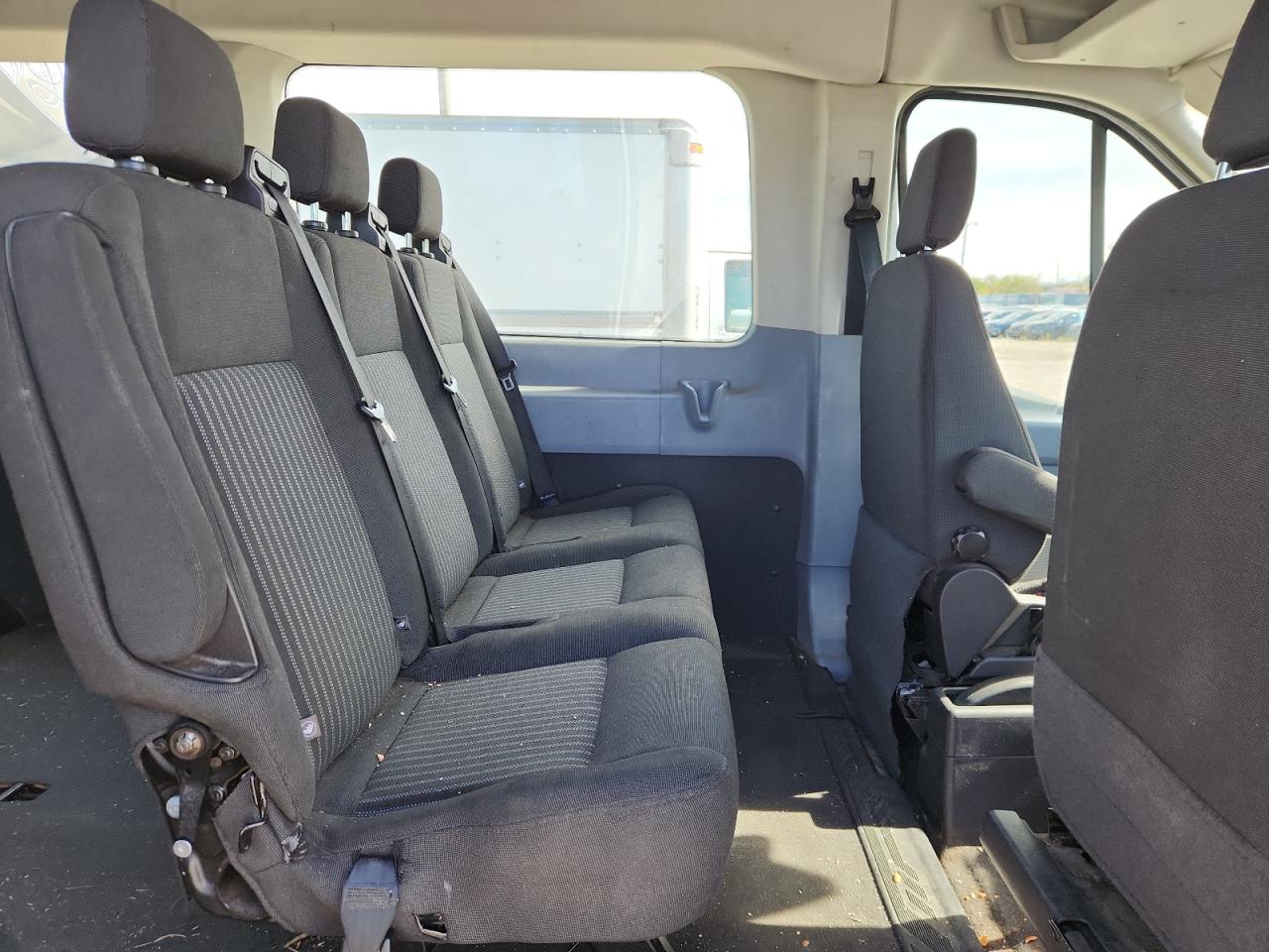 FORD TRANSIT T-350 HD