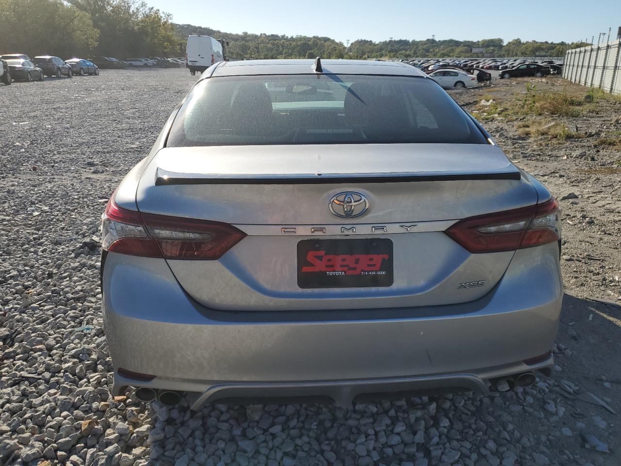 TOYOTA CAMRY XSE