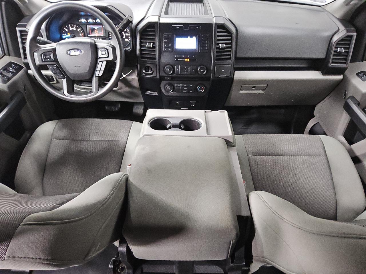 FORD F-150 SUPER CAB