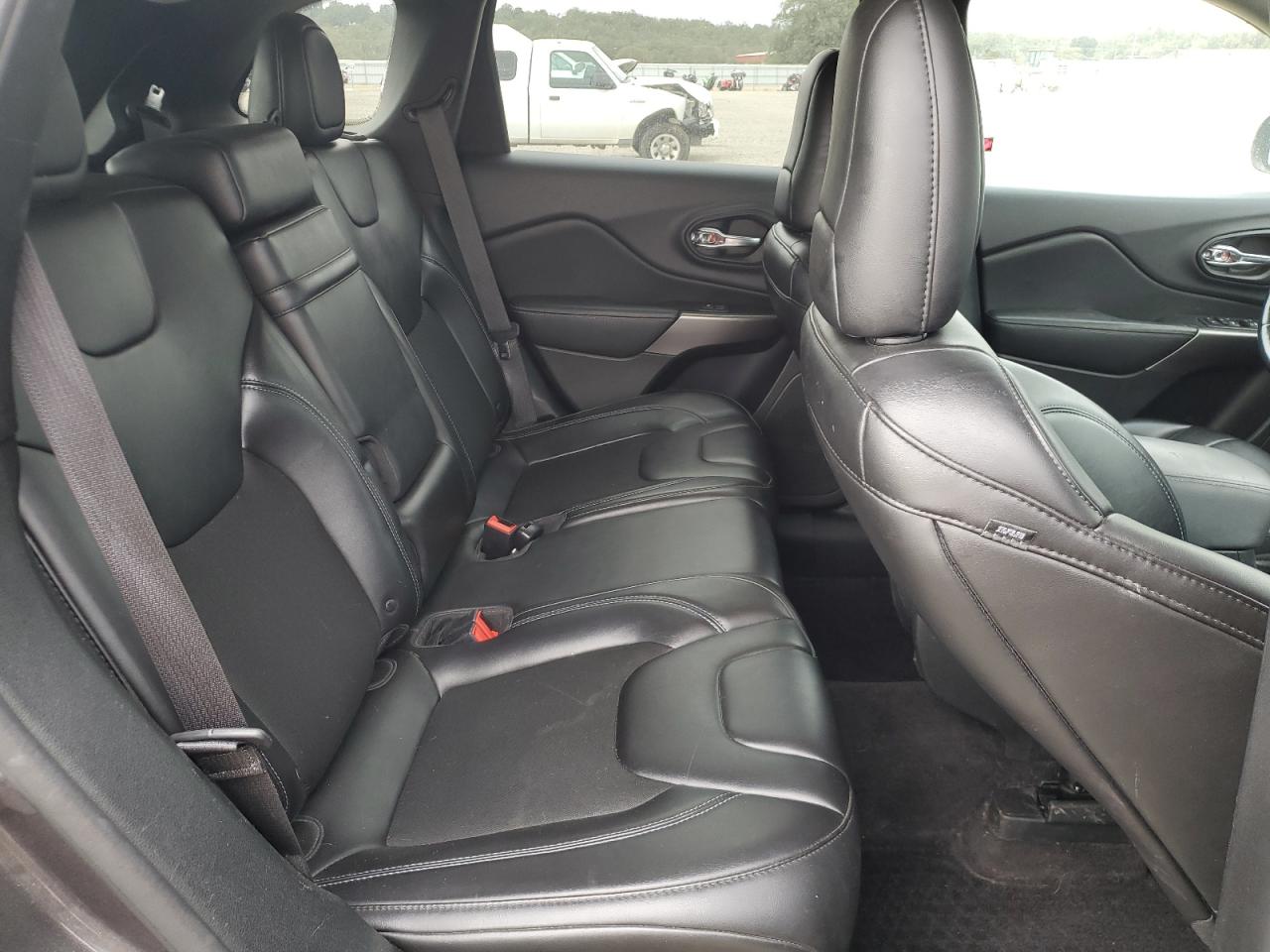 JEEP GRAND CHEROKEE LATITUDE PLUS