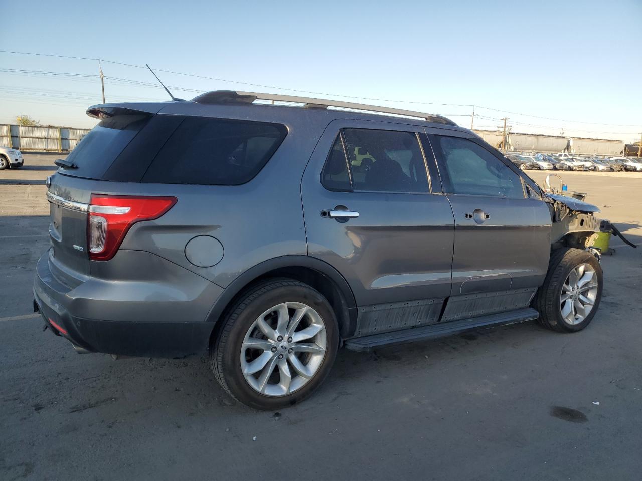 FORD EXPLORER XLT