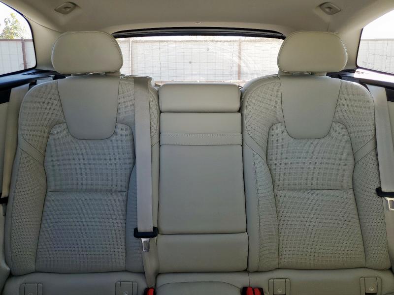 2018 VOLVO XC60 T6 #3275793579