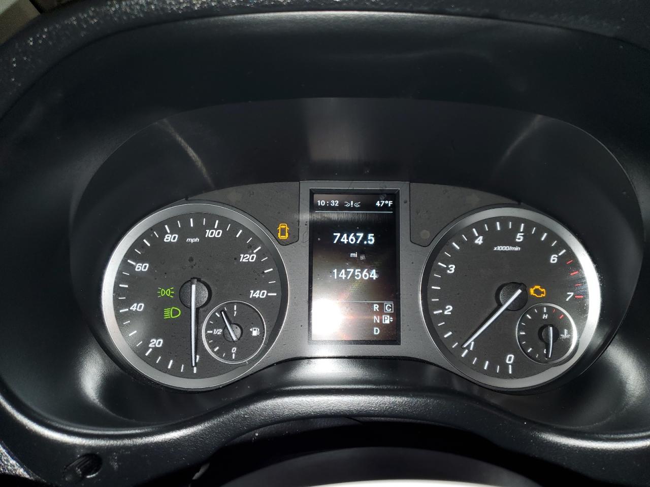 MERCEDES-BENZ METRIS