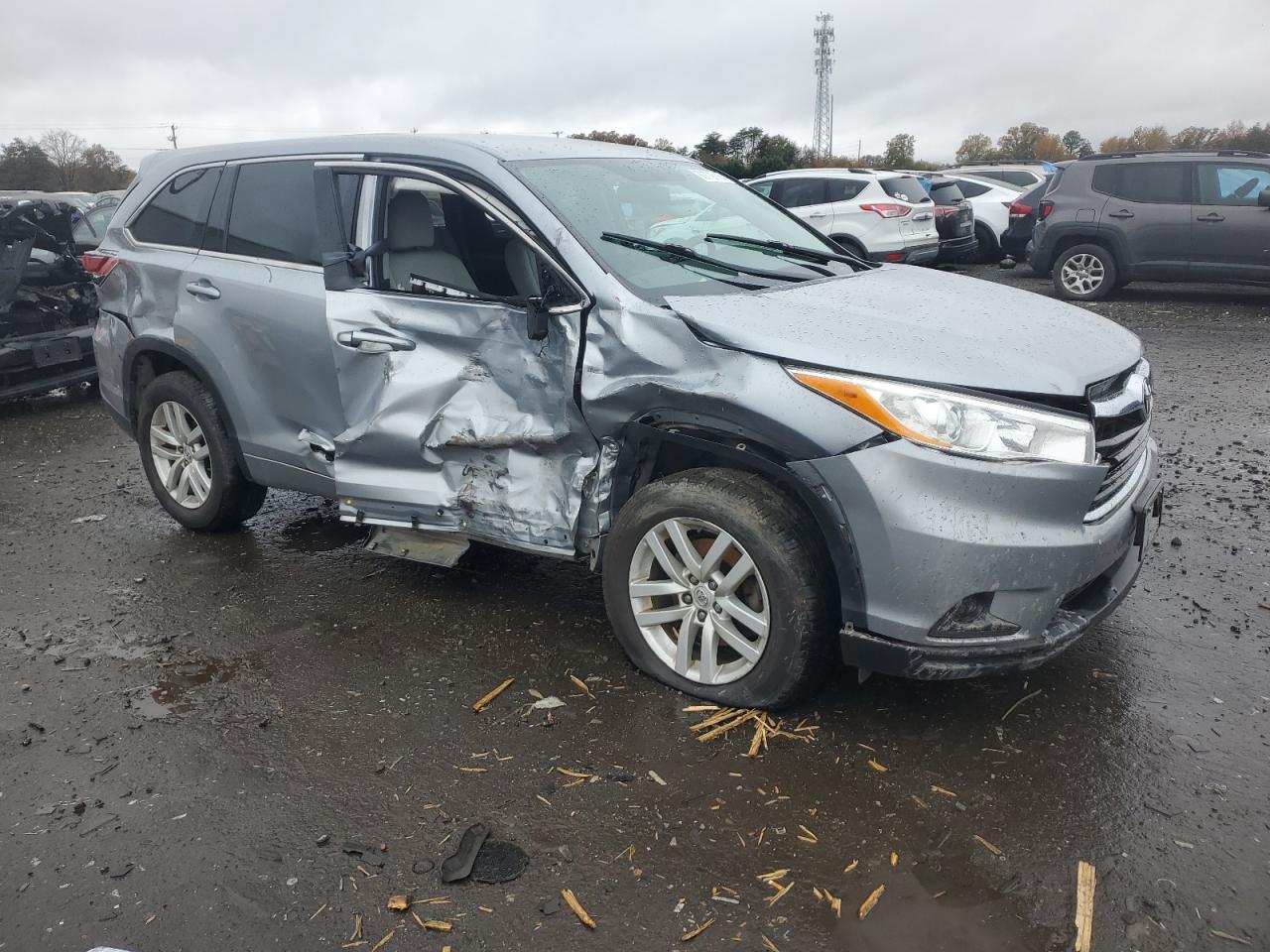 TOYOTA HIGHLANDER LE