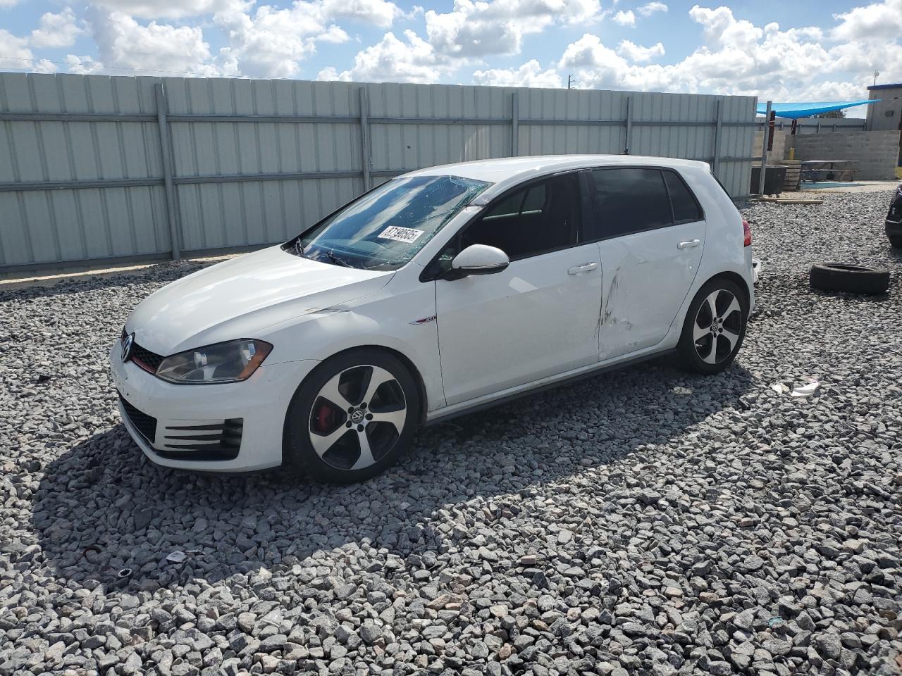 VOLKSWAGEN GOLF GTI S