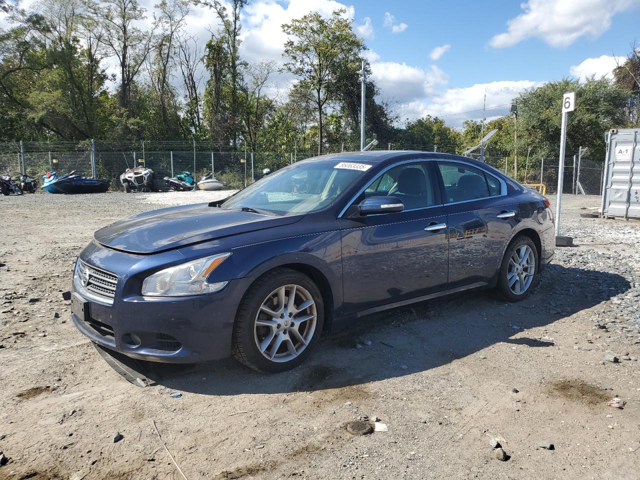 NISSAN MAXIMA S
