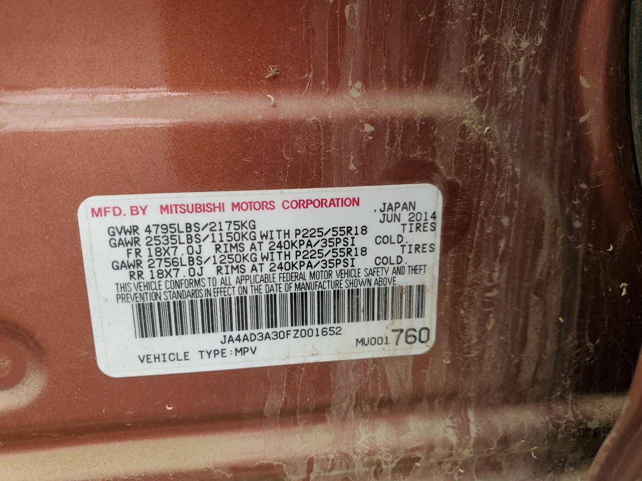 MITSUBISHI OUTLANDER SE