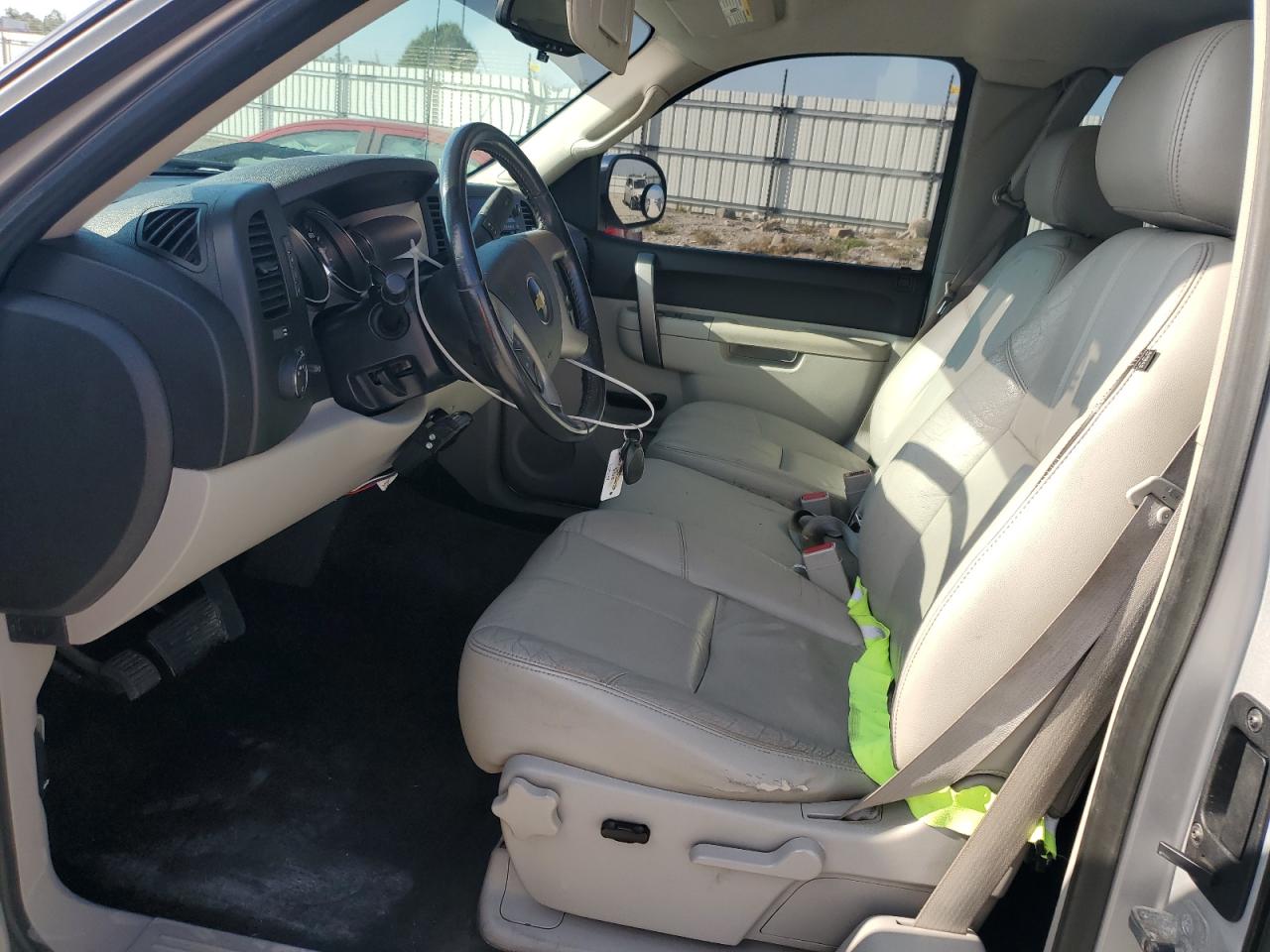 CHEVROLET SILVERADO C1500 LT