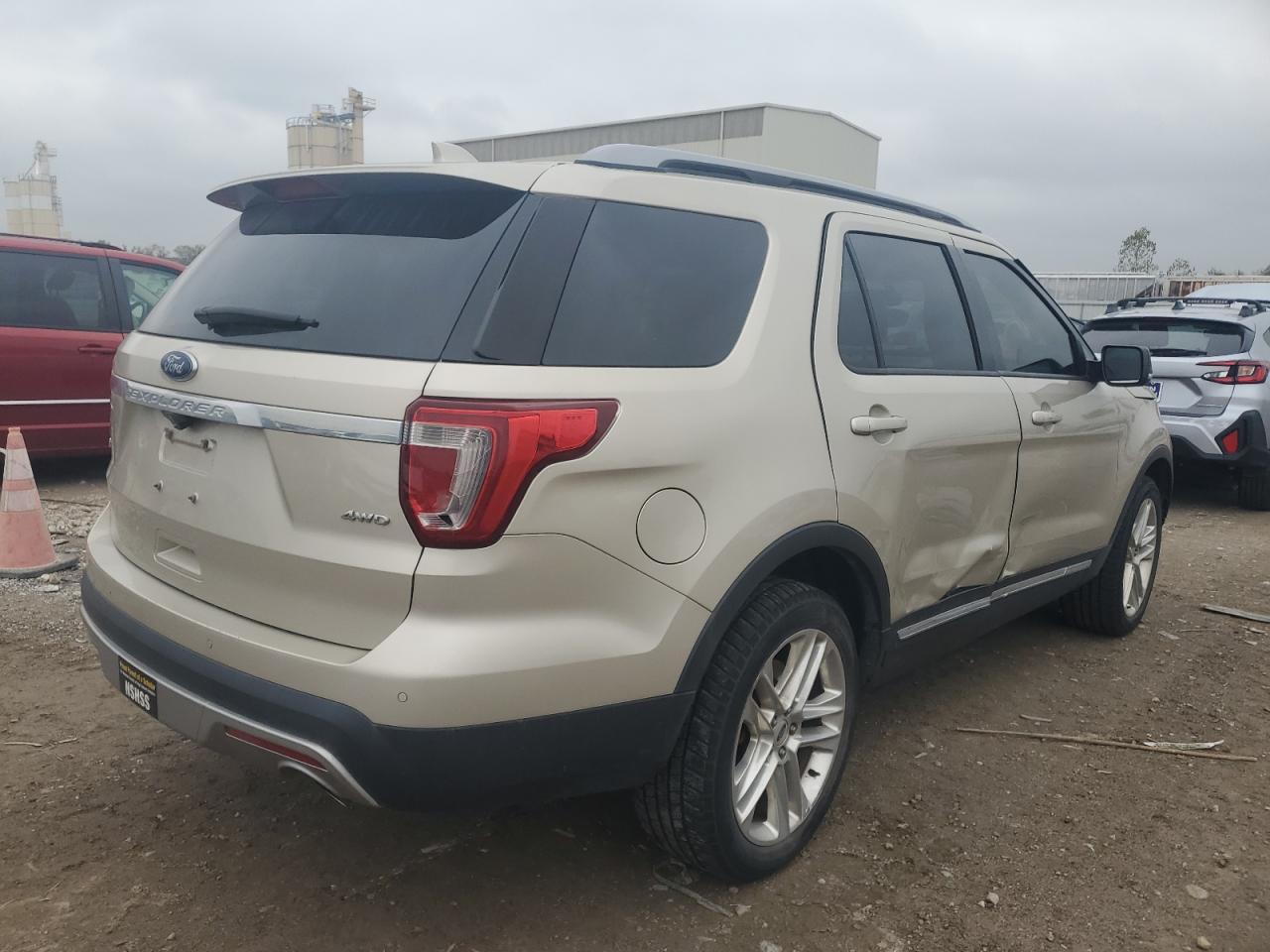 FORD EXPLORER XLT
