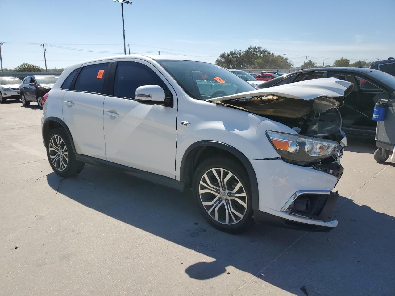 MITSUBISHI OUTLANDER ES