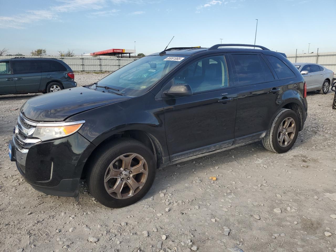  Salvage Ford Edge