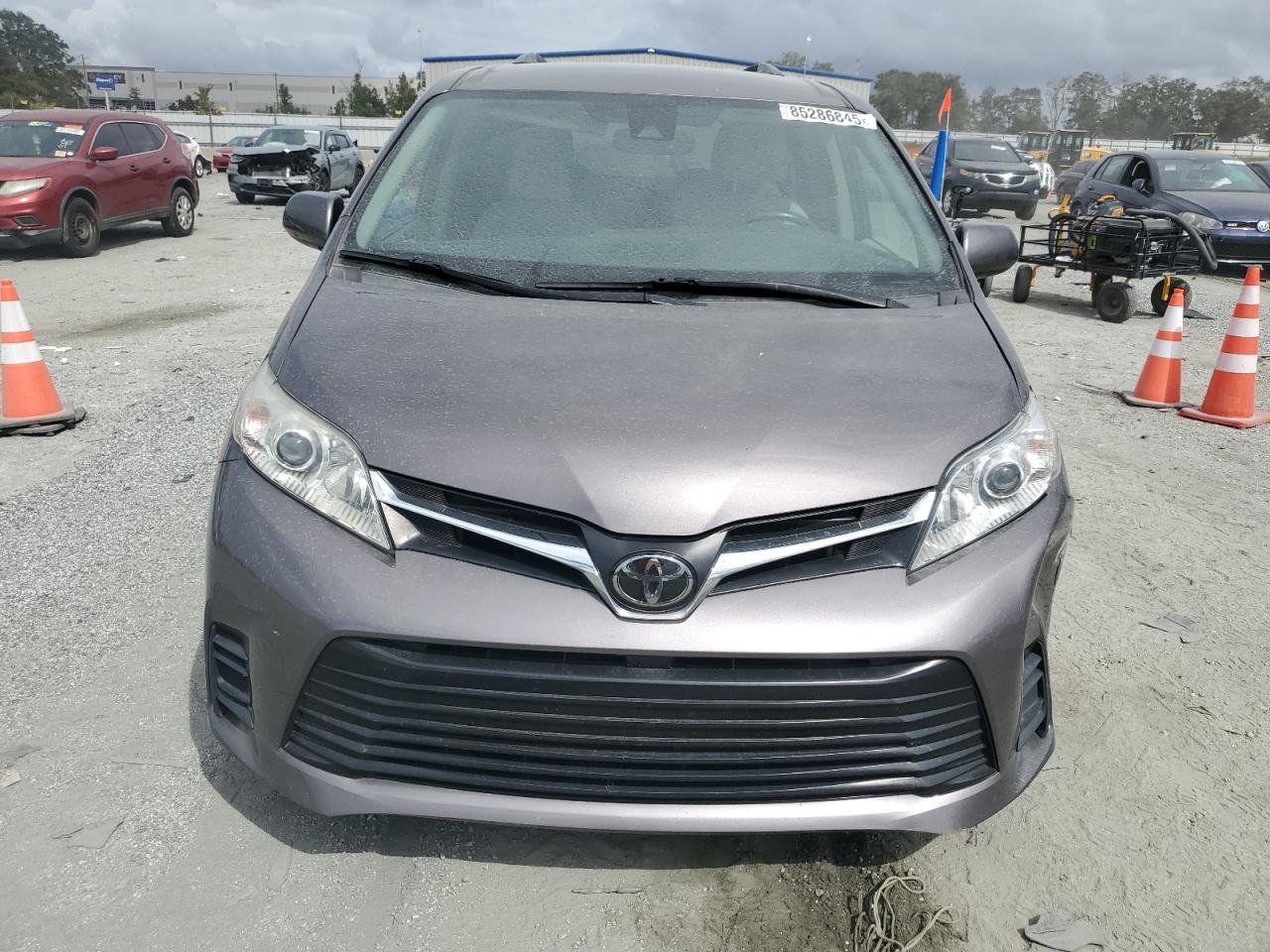 Lot #3286584144 2020 TOYOTA SIENNA LE