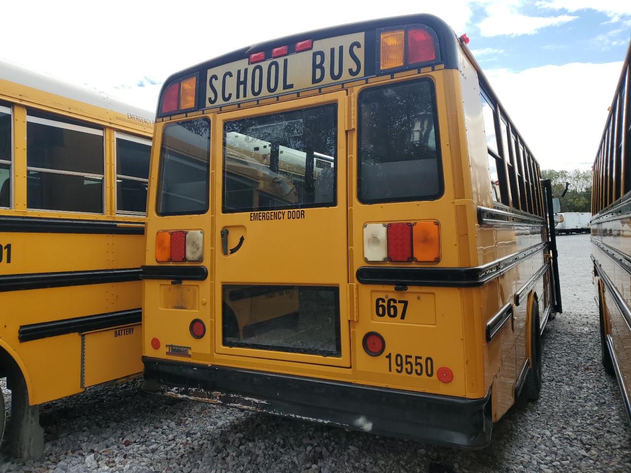 Lot #3273801365 2011 THOMAS SAF-T-LINER C2