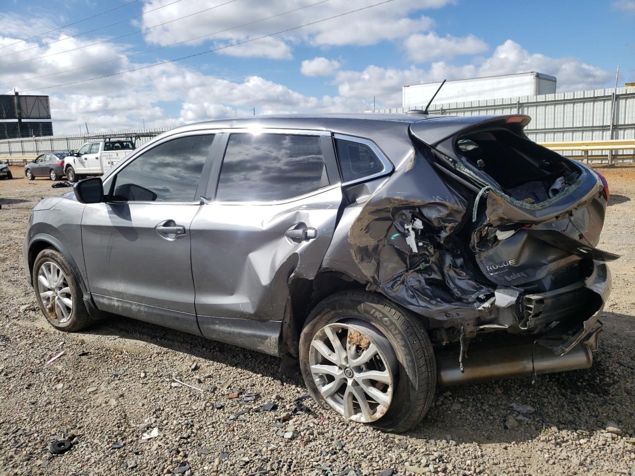 NISSAN ROGUE SPORT S