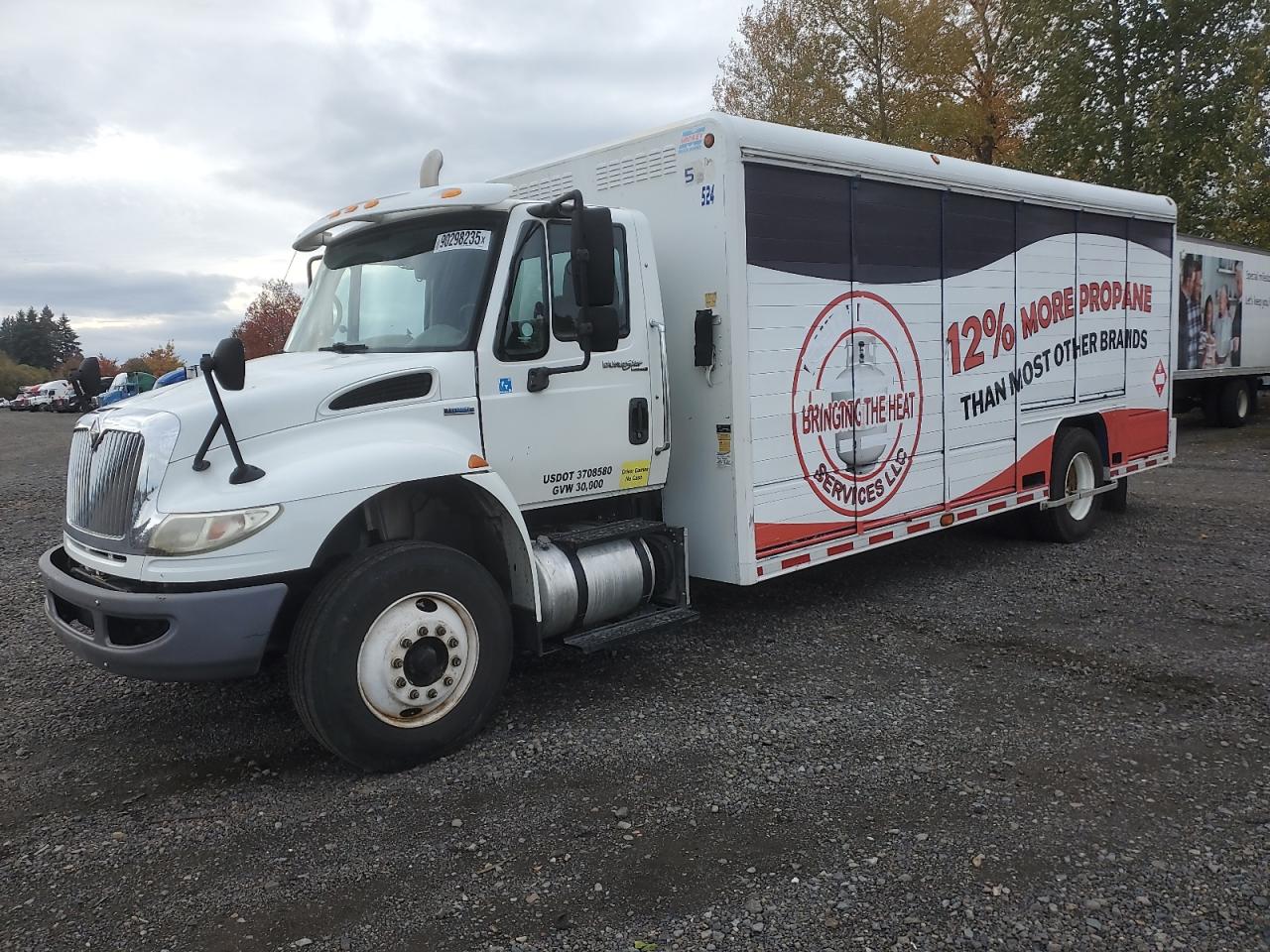 Lot #3278946050 2009 INTERNATIONAL 4300