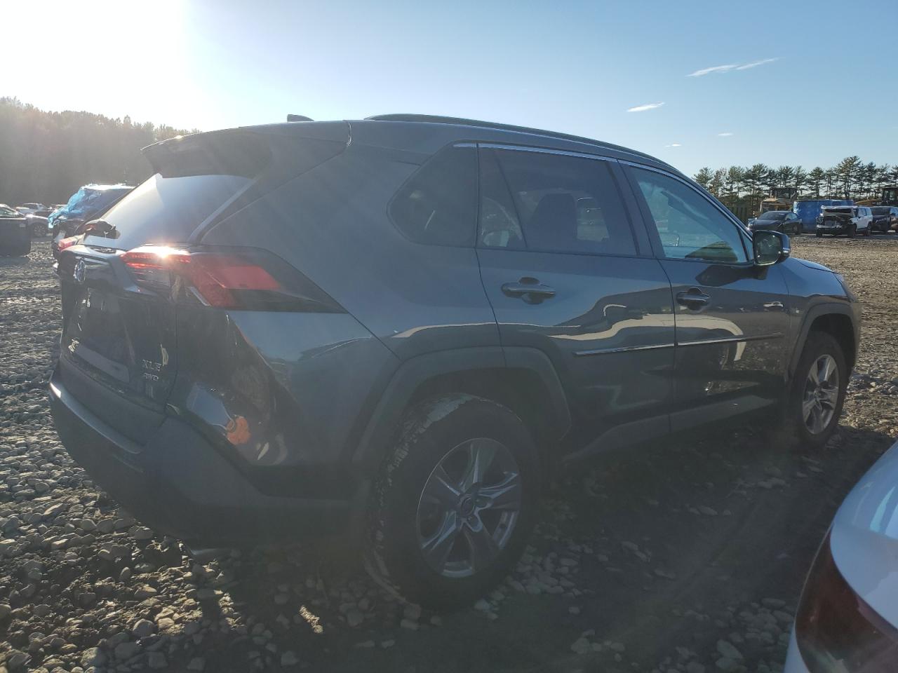 TOYOTA RAV4 XLE