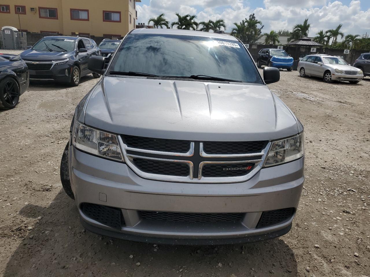 DODGE JOURNEY SE