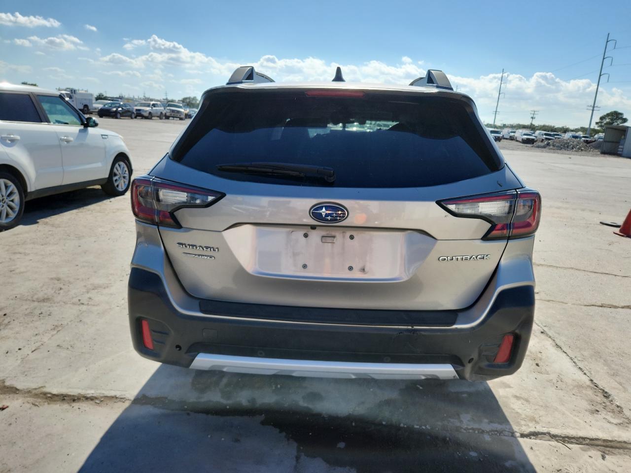 SUBARU OUTBACK LIMITED