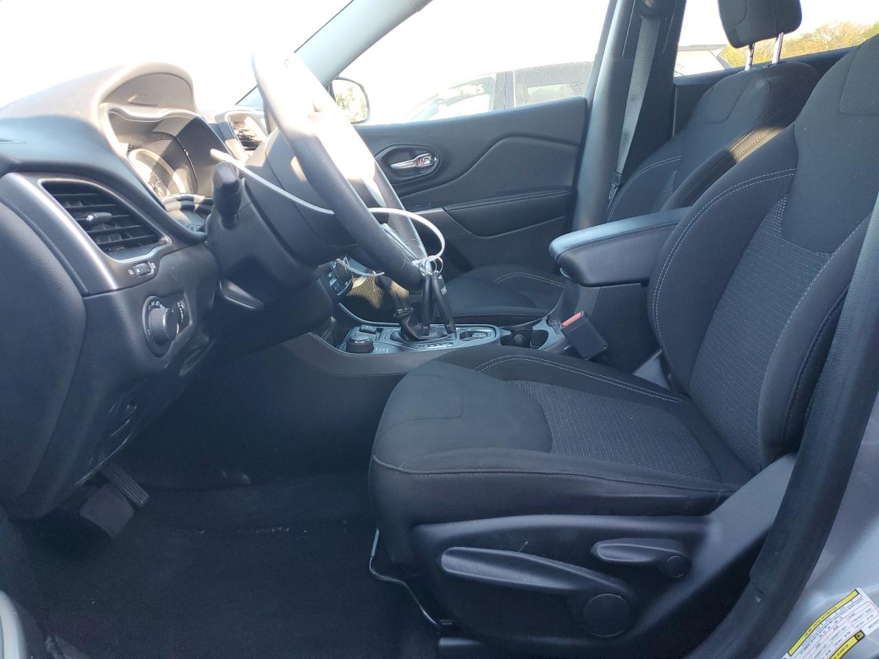 JEEP GRAND CHEROKEE LATITUDE