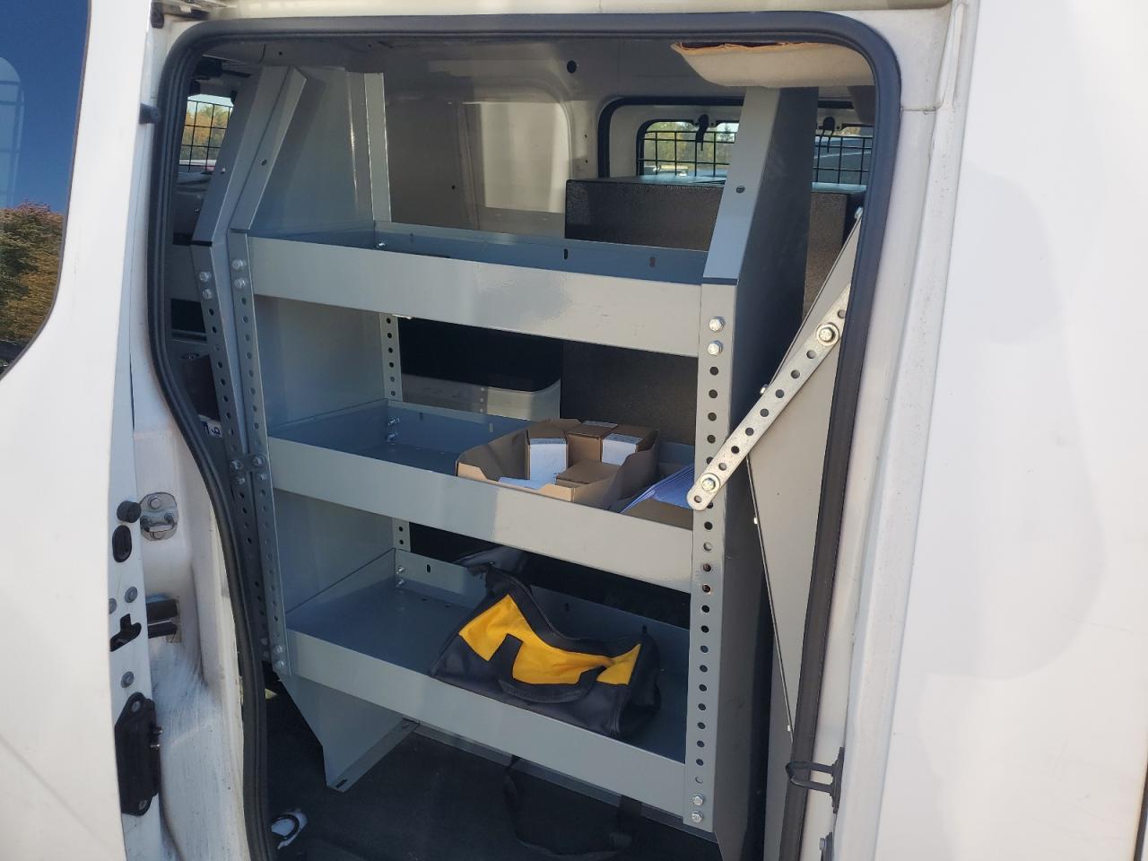 CHEVROLET EXPRESS LT