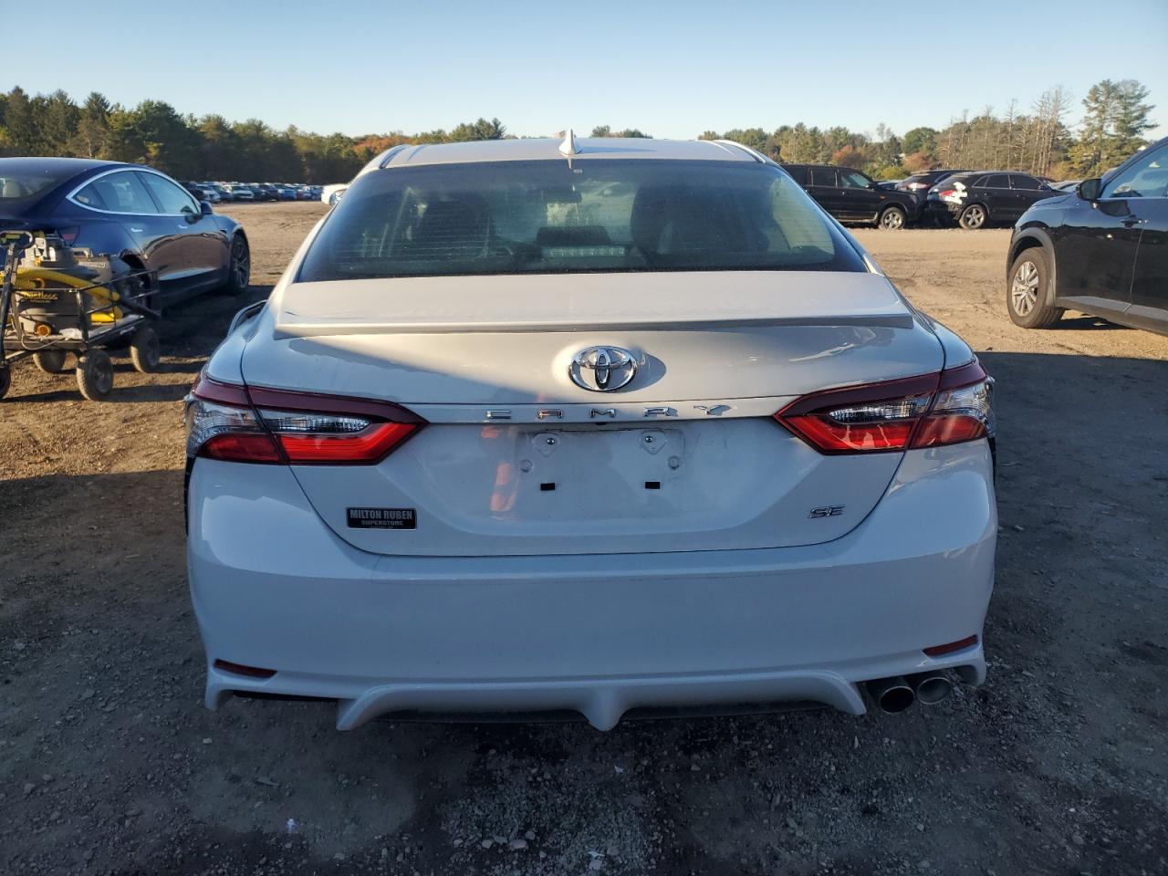 TOYOTA CAMRY SE NIGHT SHADE
