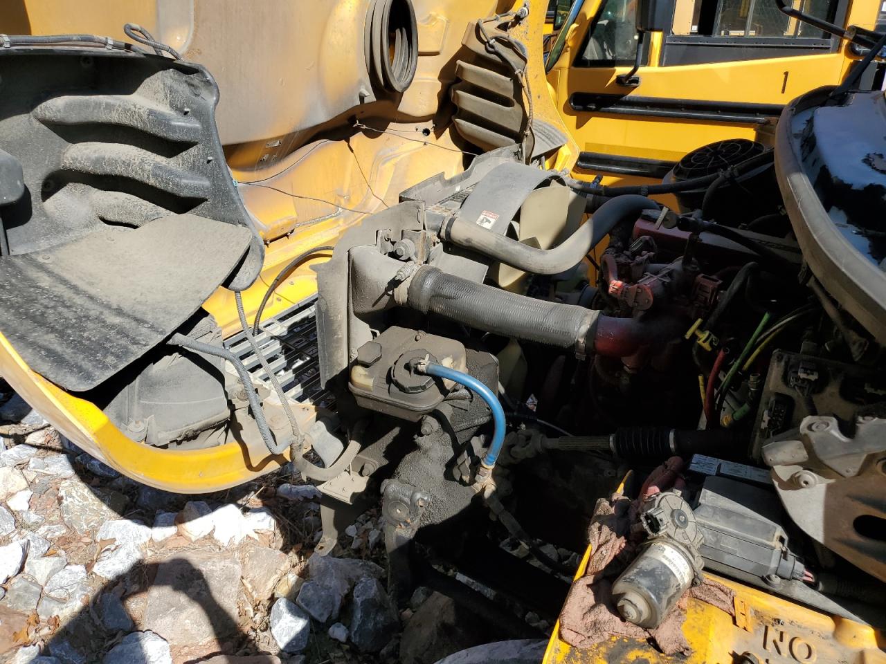 Lot #3273801373 2012 THOMAS SAF-T-LINER C2