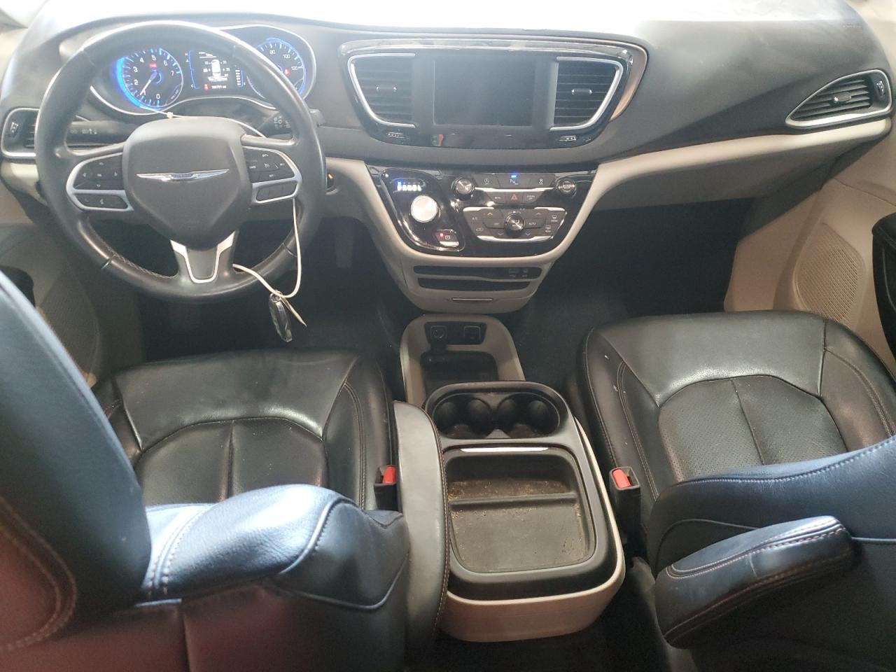 CHRYSLER PACIFICA TOURING L