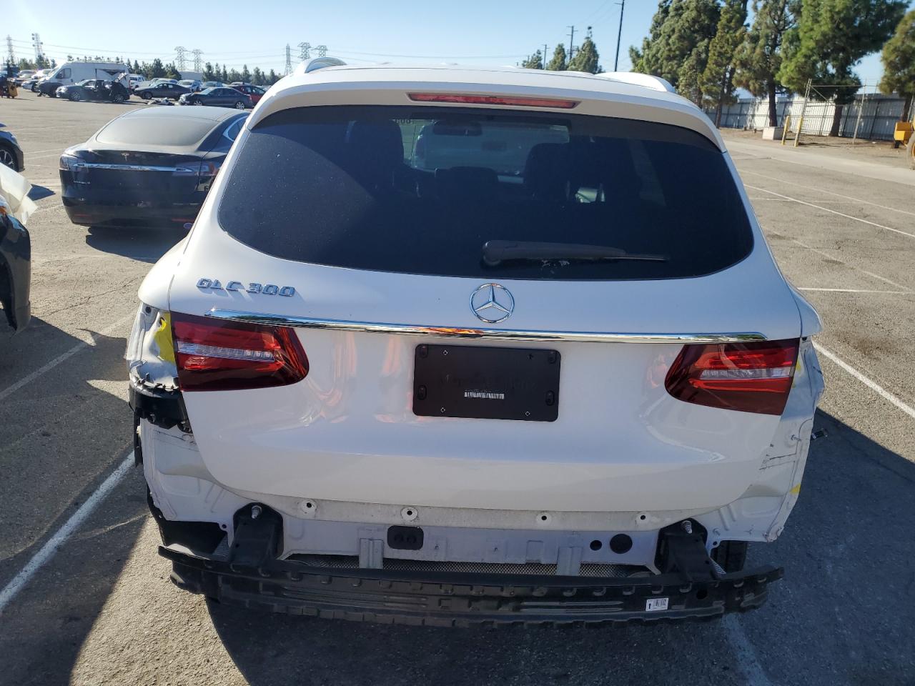 MERCEDES-BENZ GLC-CLASS 300