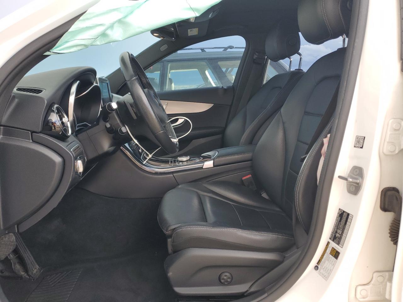 MERCEDES-BENZ C-CLASS 300