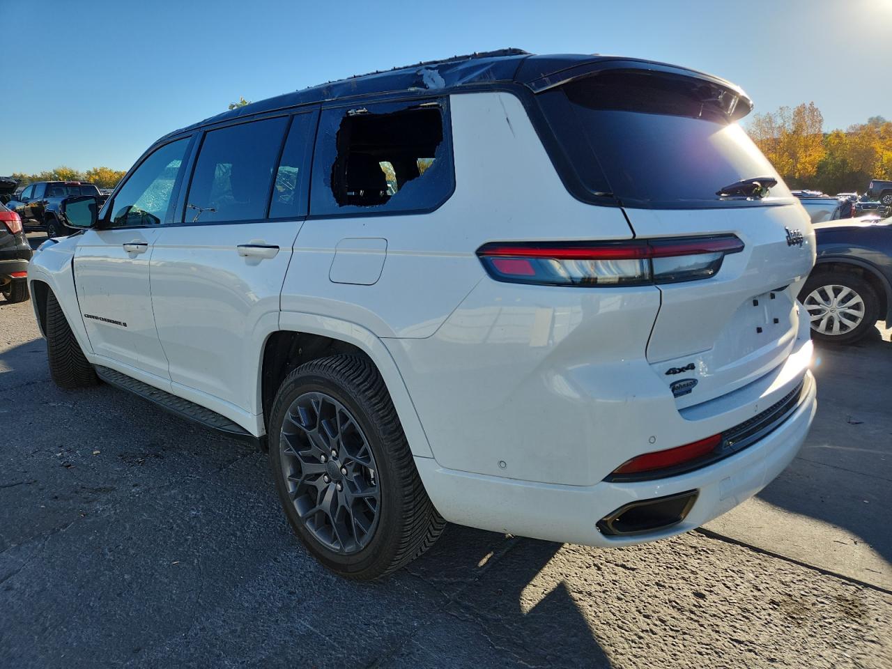 JEEP GRAND CHEROKEE L SUMMIT