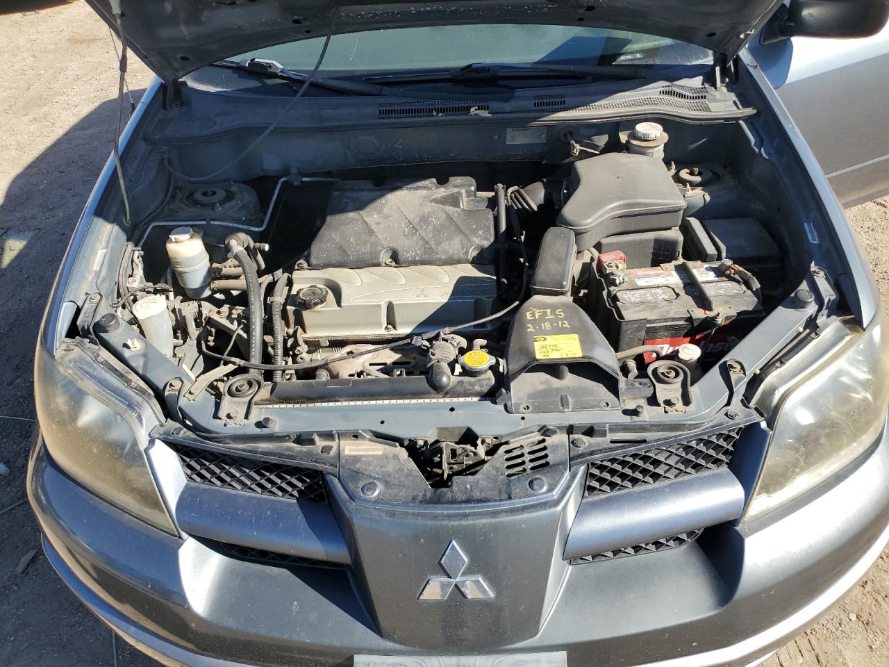 Lot #3277252975 2004 MITSUBISHI OUTLANDER