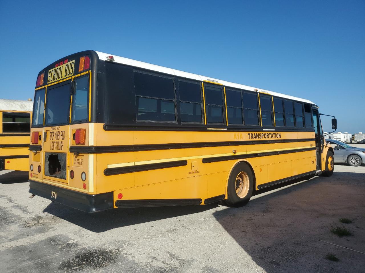 Lot #3273851184 2009 FREIGHTLINER SAF-T-LINER C2