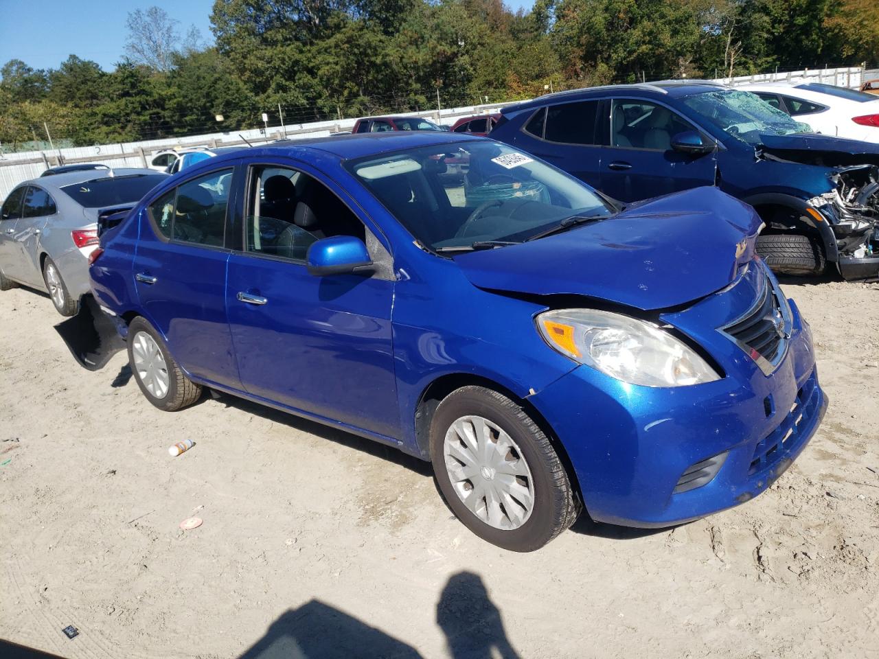 NISSAN VERSA S