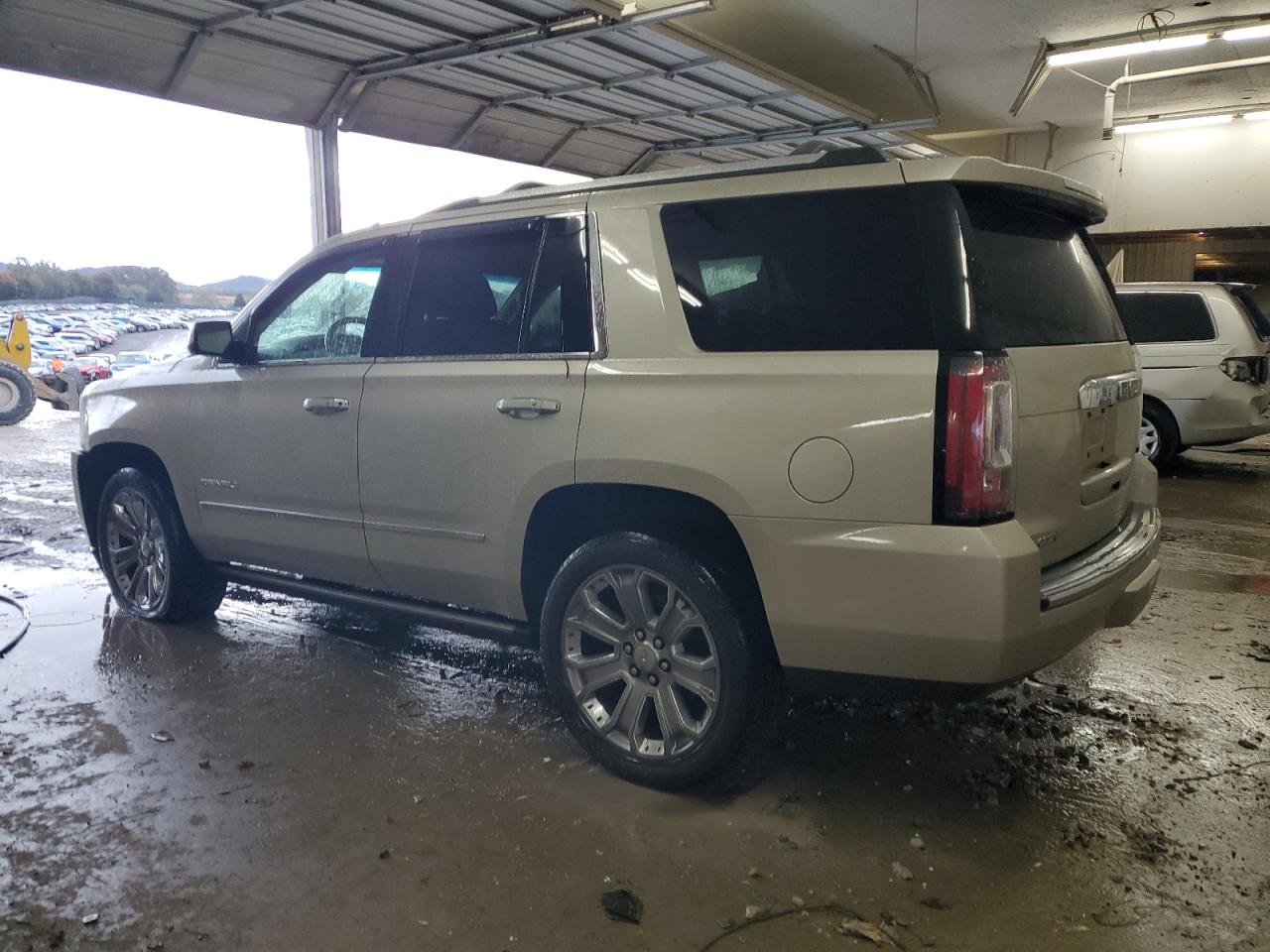 GMC YUKON DENALI