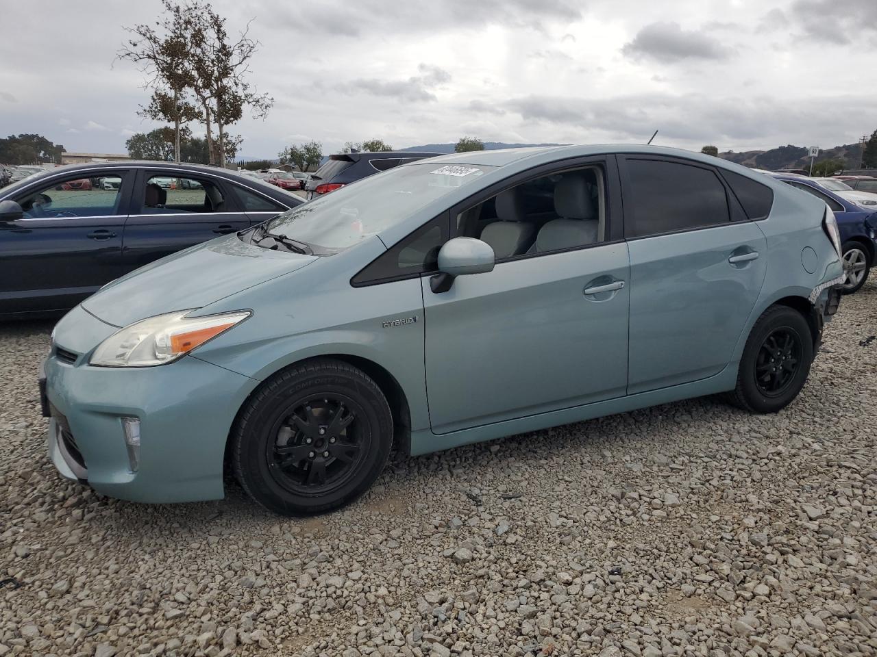 TOYOTA PRIUS