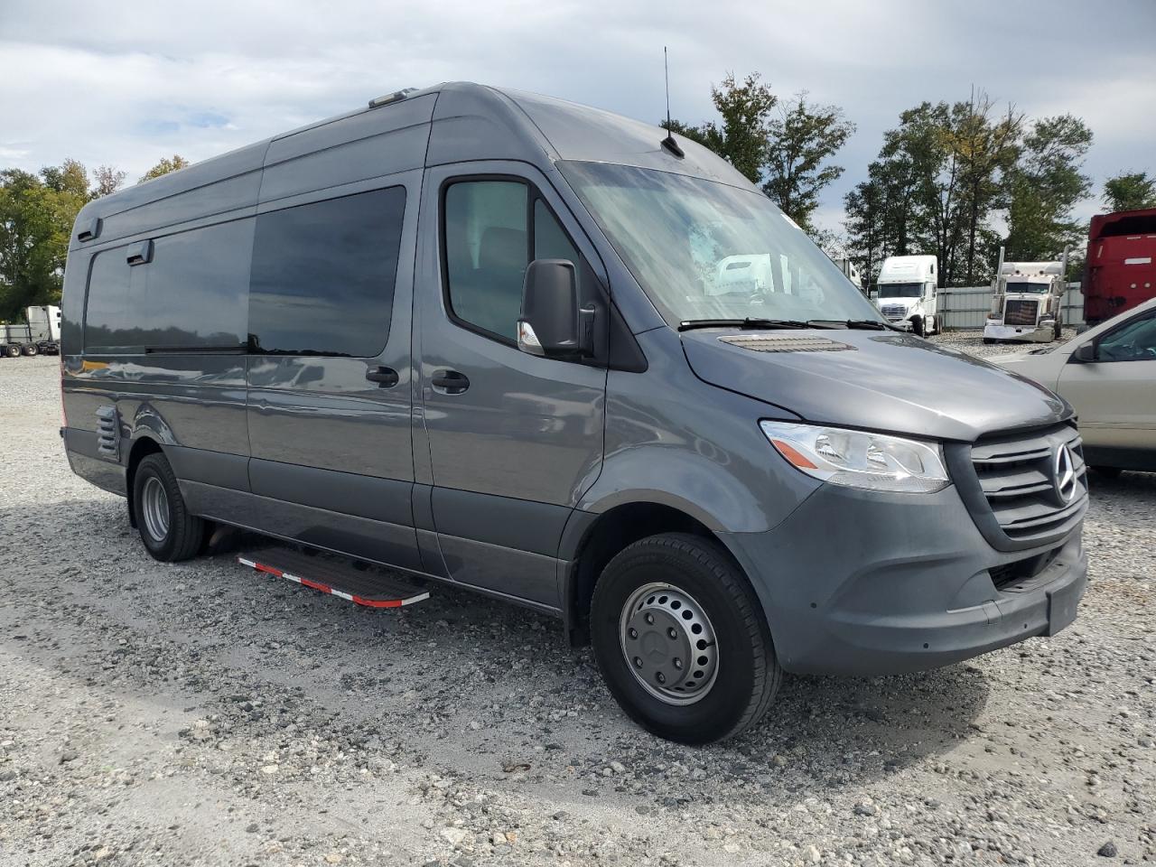 MERCEDES-BENZ SPRINTER 4500