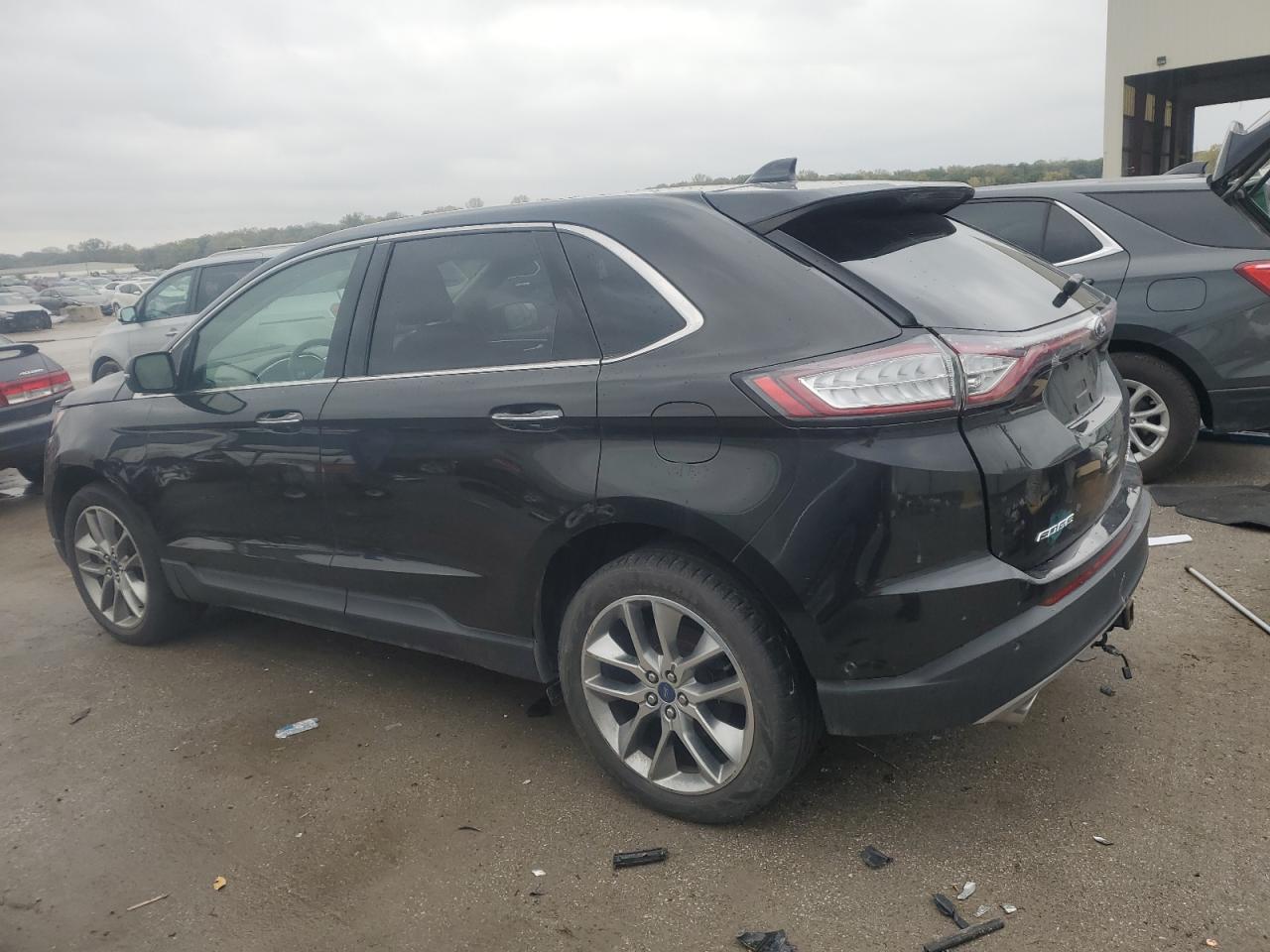 FORD EDGE TITANIUM
