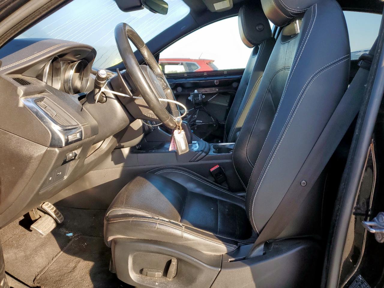 JAGUAR E-TYPE R-DYNAMIC S