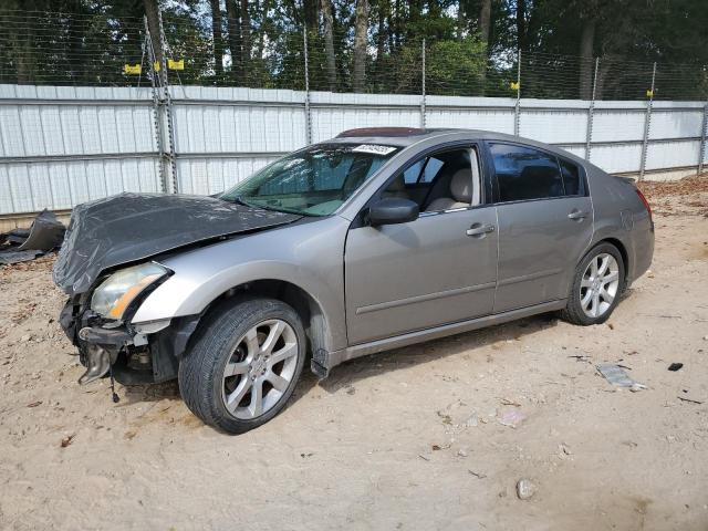 NISSAN MAXIMA SE
