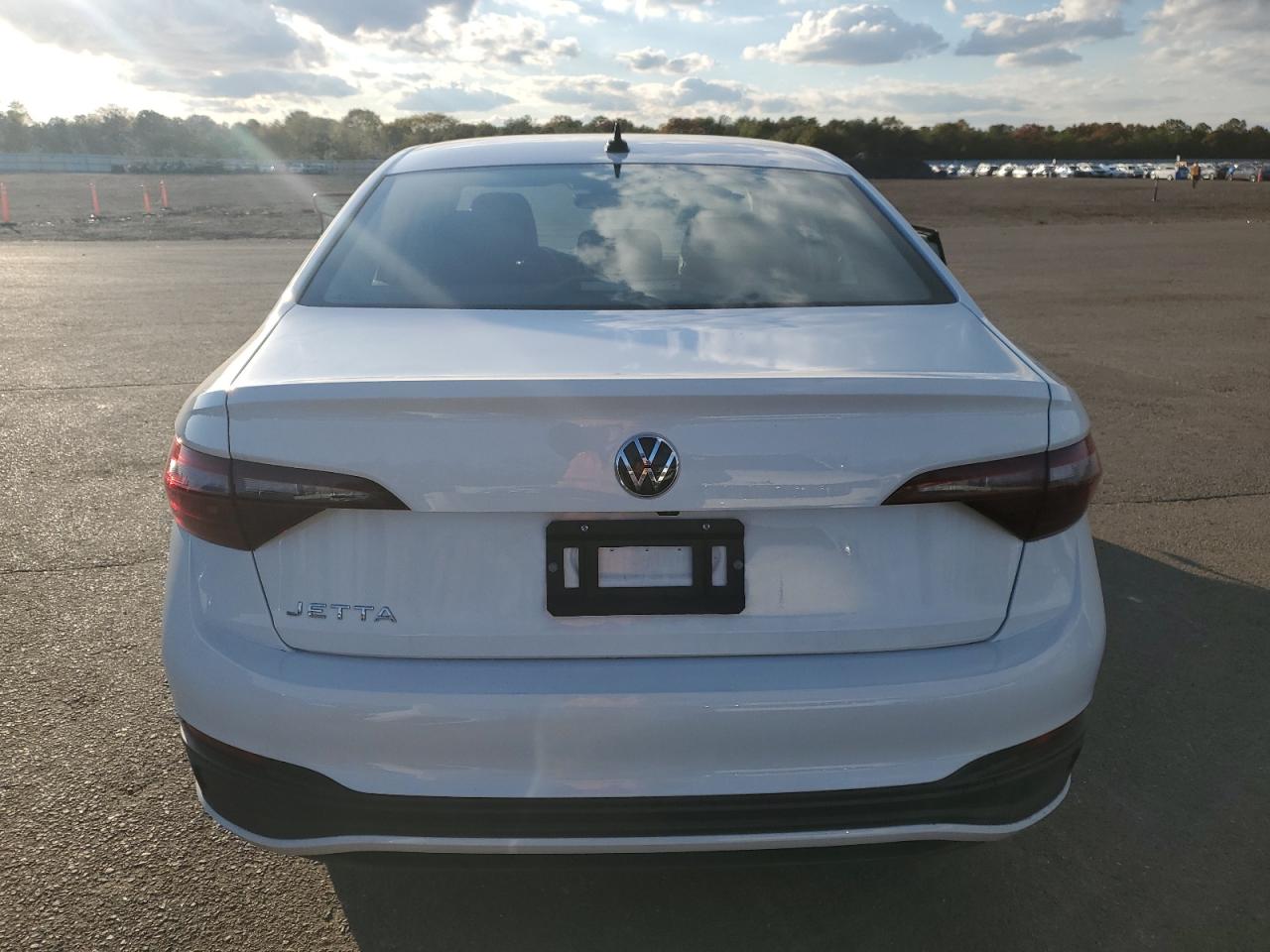 VOLKSWAGEN JETTA S
