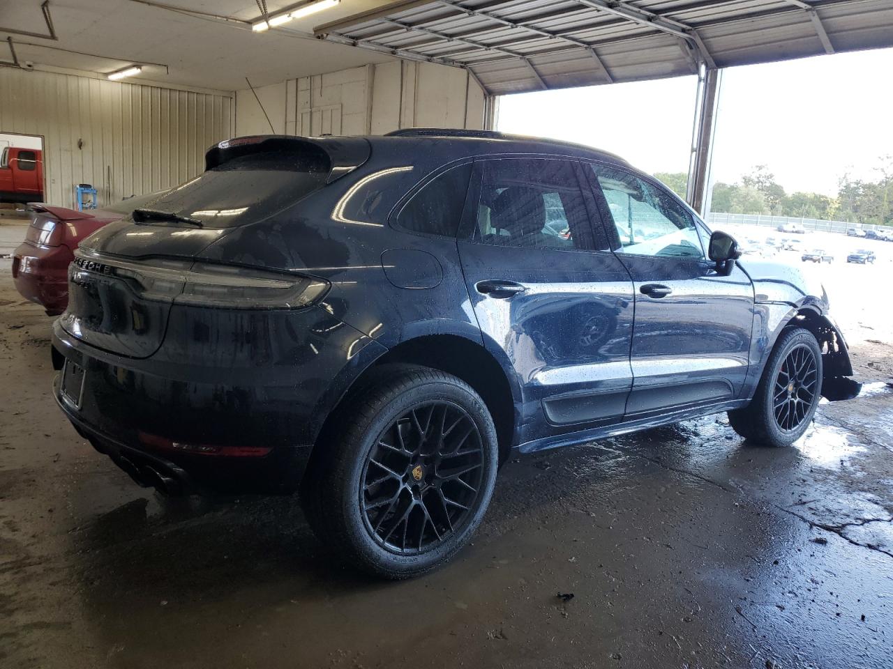 PORSCHE MACAN GTS