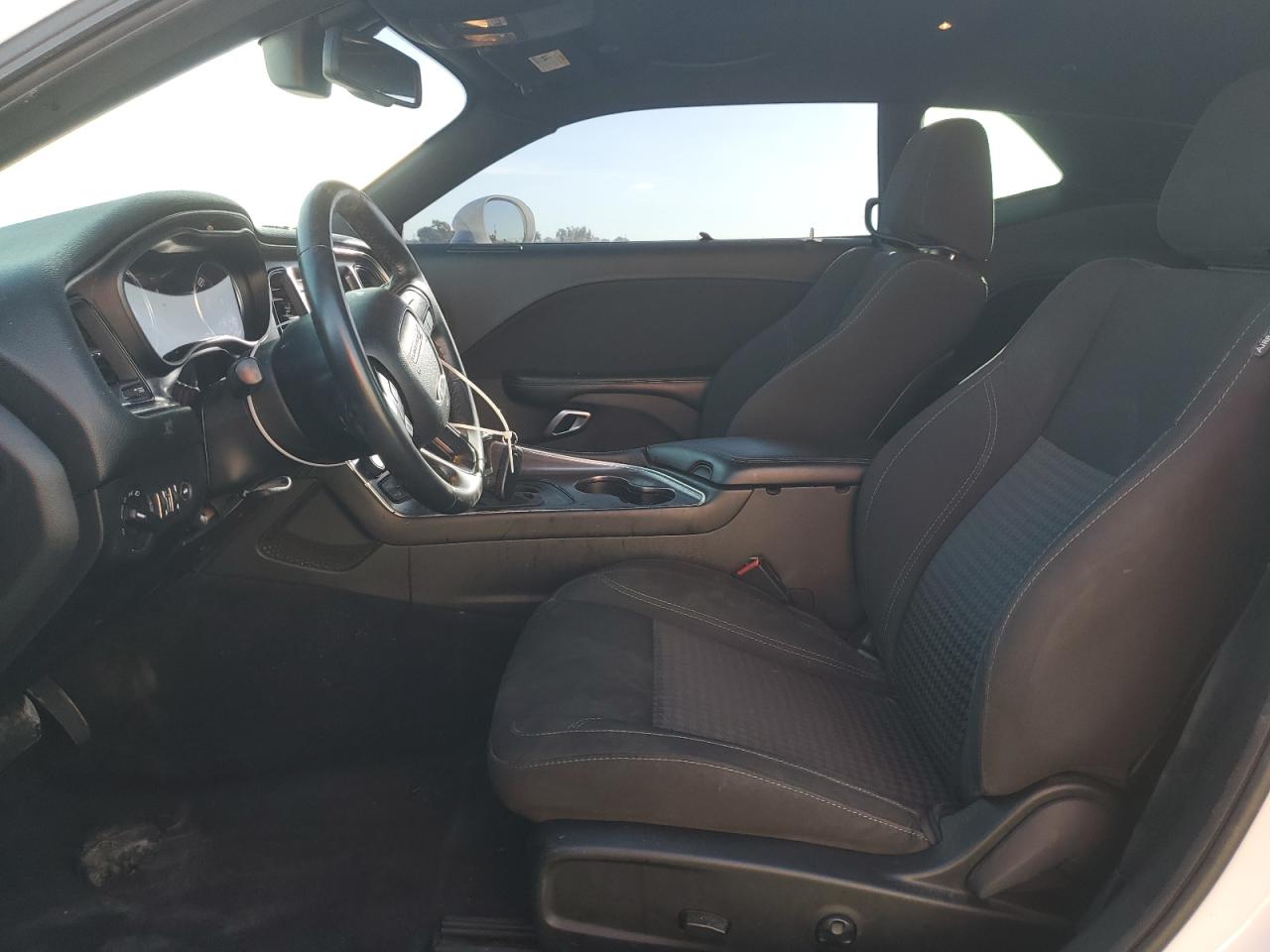 DODGE CHALLENGER SXT