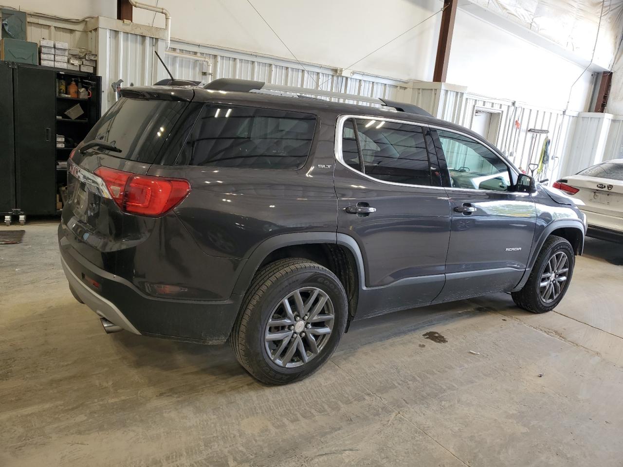 GMC ACADIA SLT-1