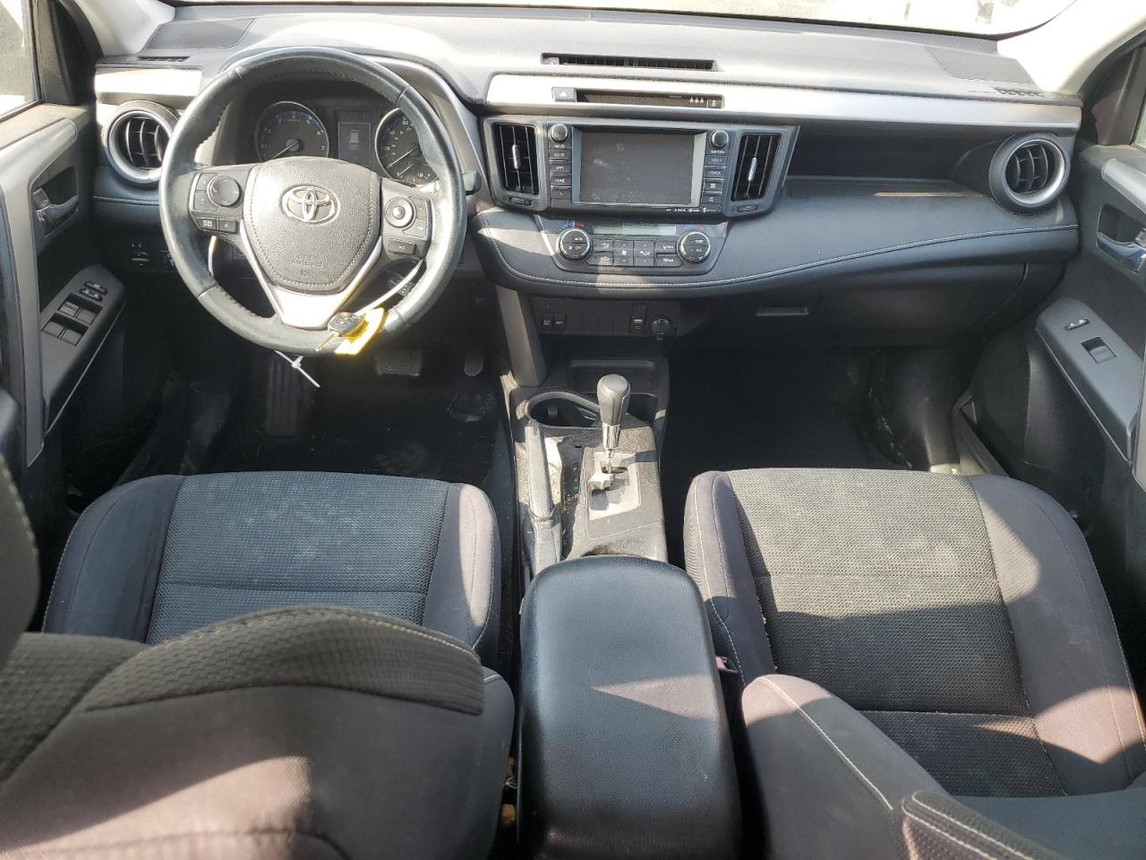 TOYOTA RAV4 XLE